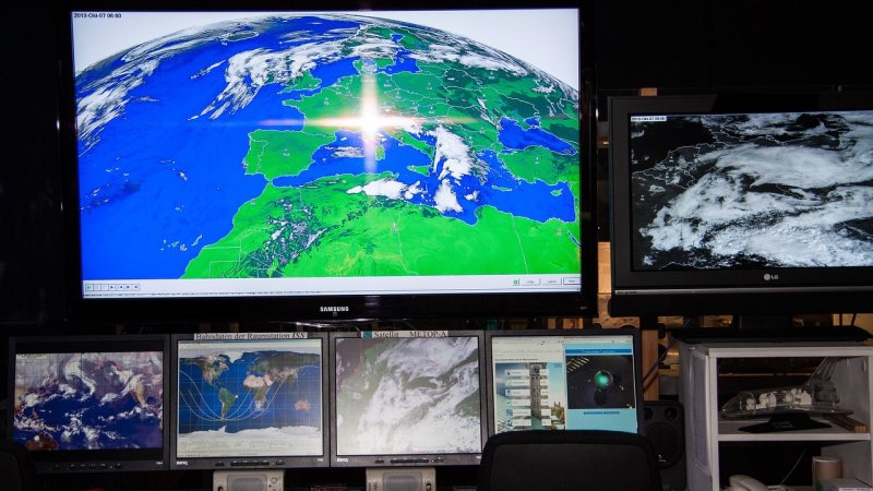 Zdjęcie: Satelity obserwacji Ziemi i AI: jak analizujemy klimat z kosmosu w 2026