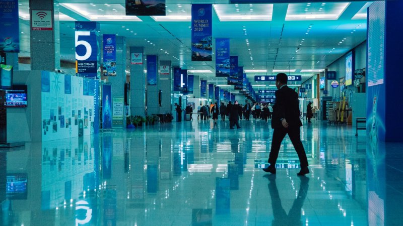 Zdjęcie: Globalne ramy AI governance — ONZ, OECD i G7 co uzgodniły w 2026